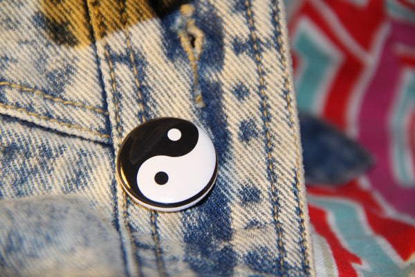 Small Buttons ( A variety of expressions and humor) 2$