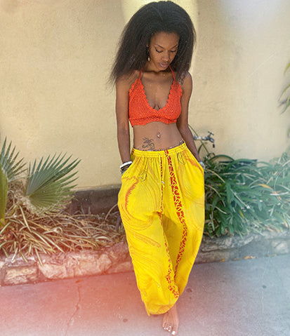 MUSTARD YELLOW CRISS CROSS CROP TOP