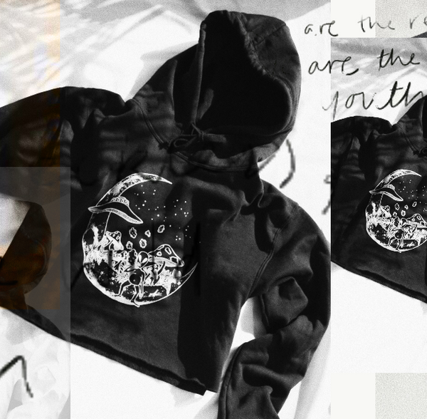 Trippy Chik Cropped Hoodie