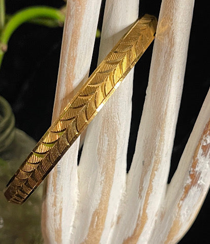 Gold Arrow Bangle