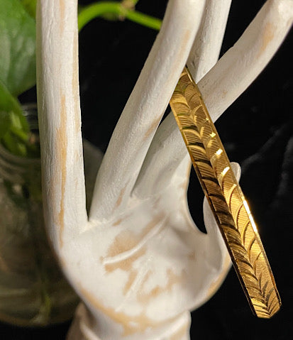 Gold Arrow Bangle