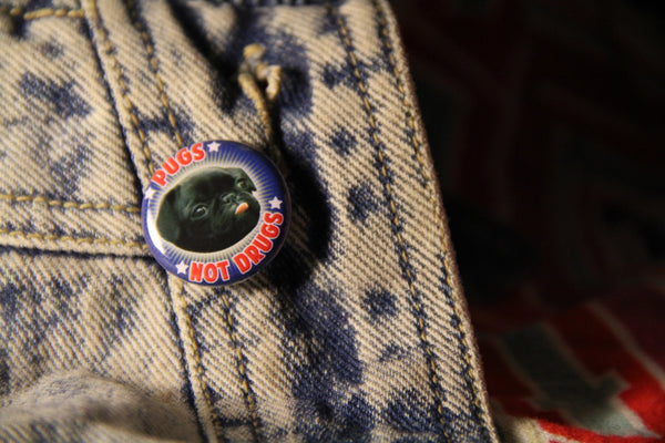 Small Buttons ( A variety of expressions and humor) 2$