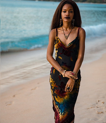 THEEEE Date Night Dress